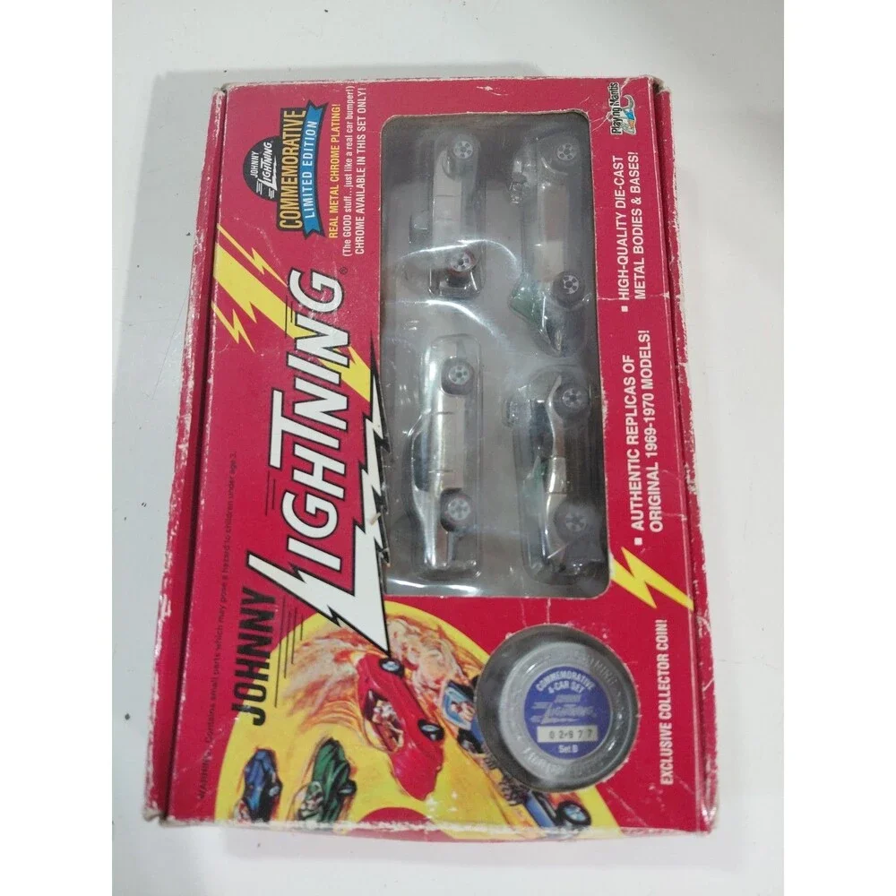 NIP Johnny Lightning Commemorative 1:64 Die Cast Set 2 (GTO Roadster) Chrome